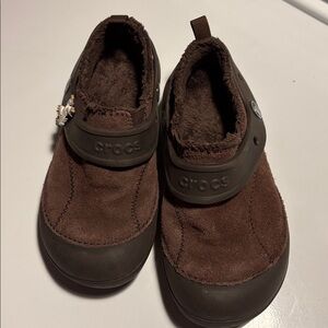 Youth Kids suede crocs 13
